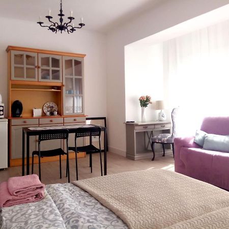 Mini-Apartment Donna Rosa D'Alvadorez Alicante Buitenkant foto